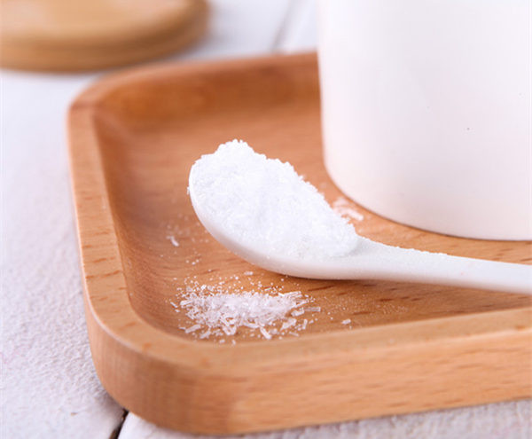 雞精味精爭議大，有什么不同？